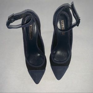 BCBGENERATION Navy and Black Mesh Heels